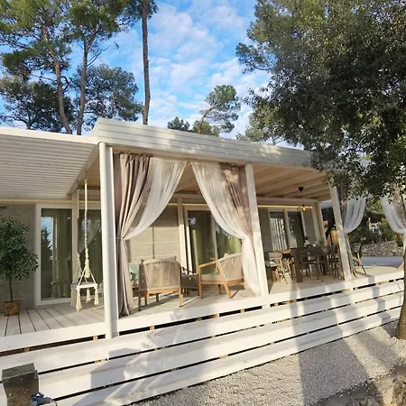 Campsite Mobile Vito 4*